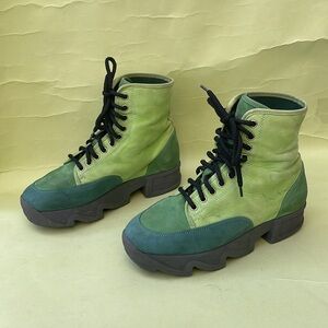 Multicolored IRI leather boots